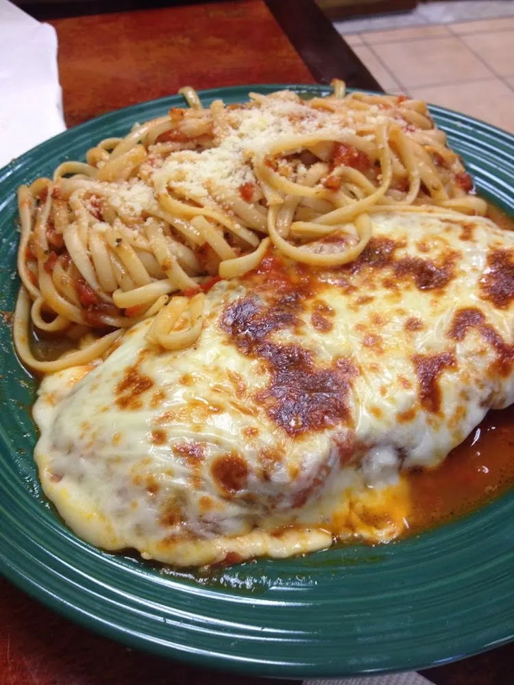 Pollo Parmesano Plato